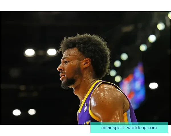 布朗尼砍下26分7篮板5助攻带领南湾湖人获胜 老詹盛赞布朗尼表现超乎想象